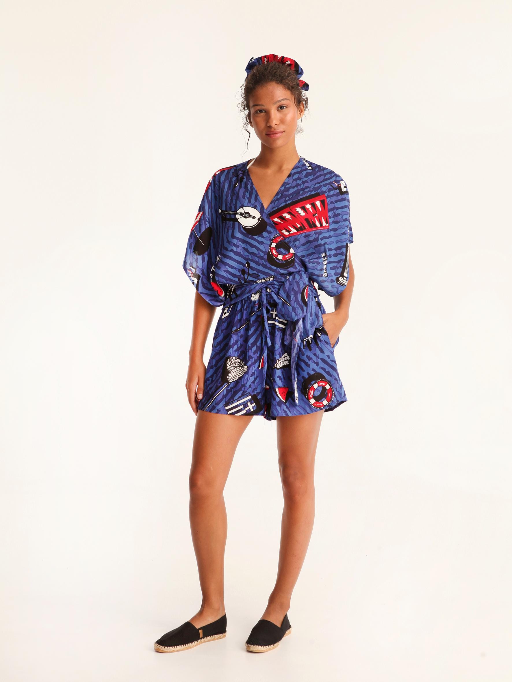 Women’s Coastal Motif Blue Abstract High Rise Resort Shorts - view 4